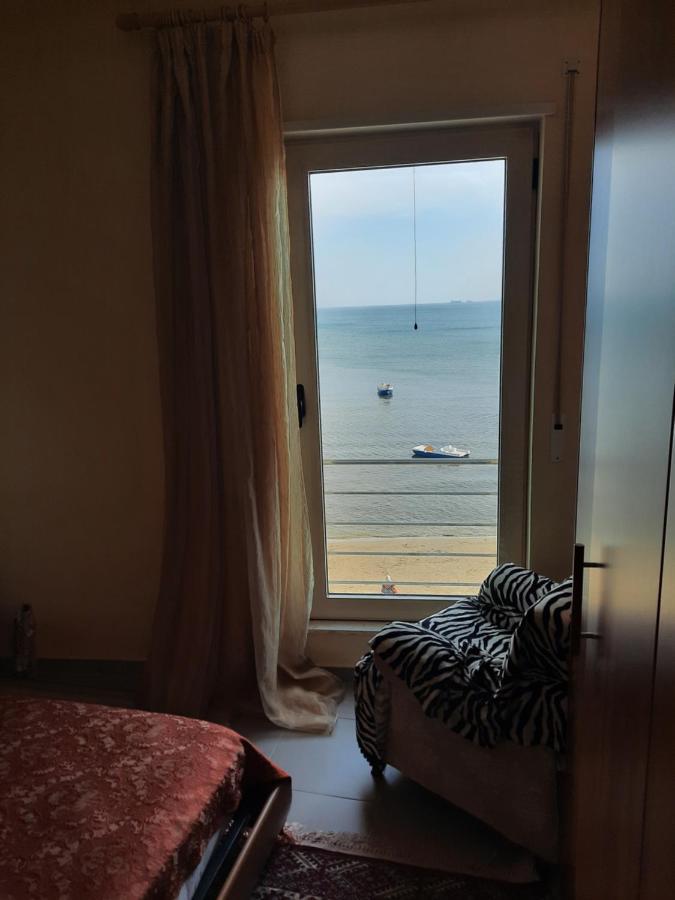 Apartament Me Pamje Nga Deti Ne Vijen E Pare *